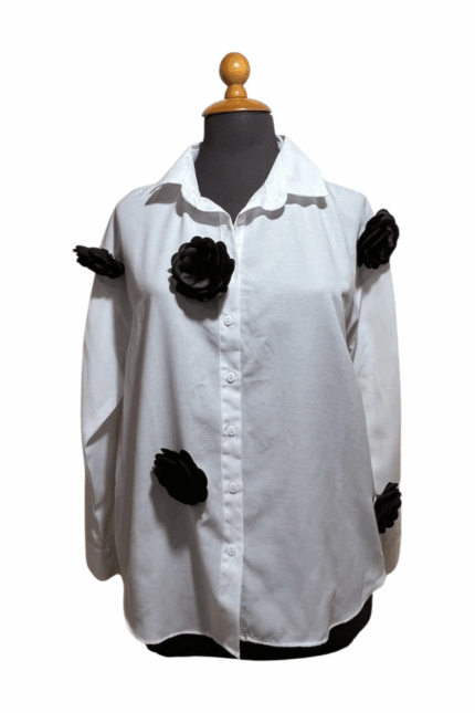 Πουκάμισο λευκό με μαύρα τριαντάφυλλα
