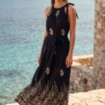 Μάξι Αμάνικο Φόρεμα με Όρθιο Γιακά και Πλευρικό Δέσιμο